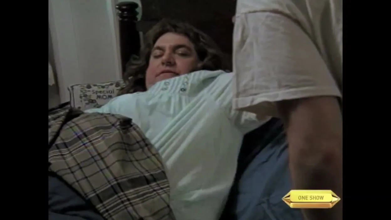 Combos “Grace / Fever / Dinner / Heart to Heart / Videogame” (2007), frame 3