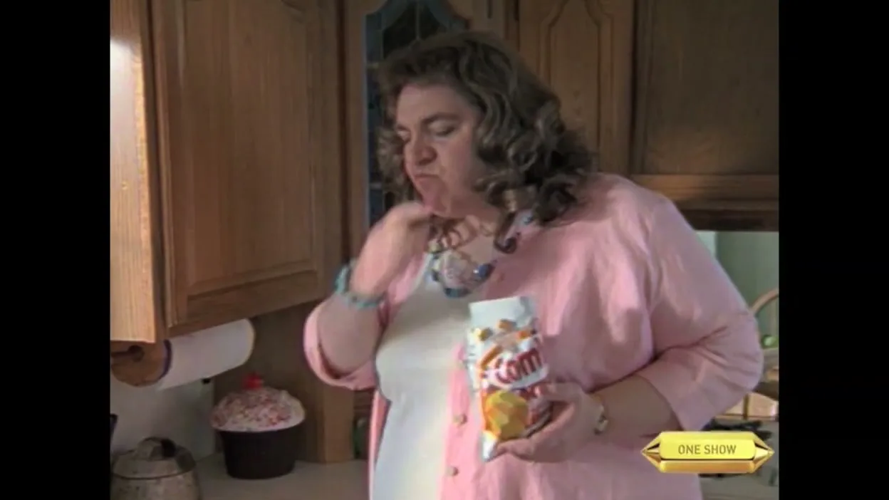Combos “Grace / Fever / Dinner / Heart to Heart / Videogame” (2007), frame 5