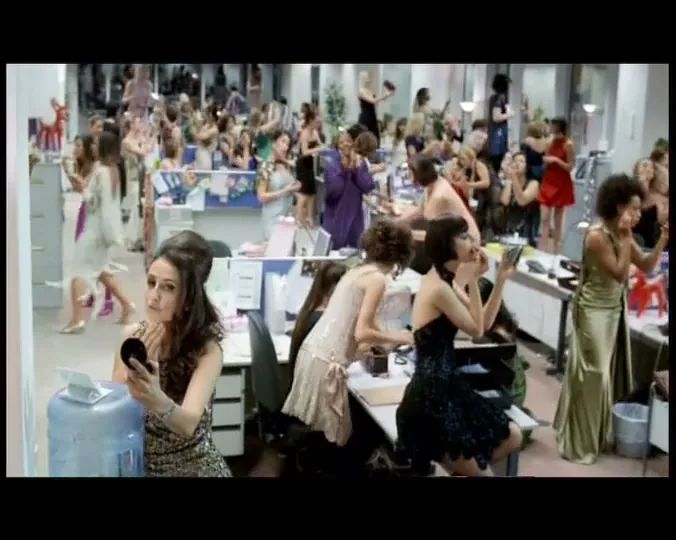 Boots “Here Come The Girls”, directed by Traktor