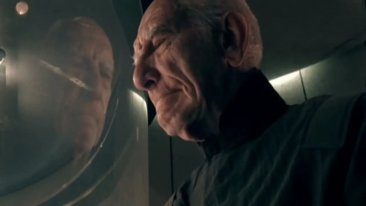 Xbox 360 Halo 3 “Believe / Museum of Humanity” (2008), frame 6