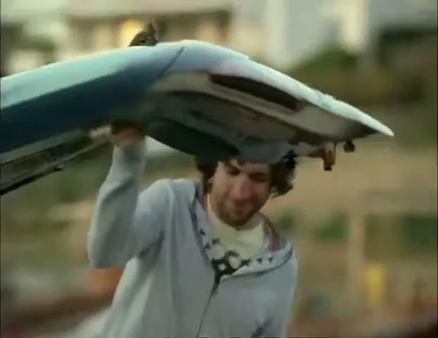 Volkswagen Spacefox “Dog-Fish” (2009), frame 6