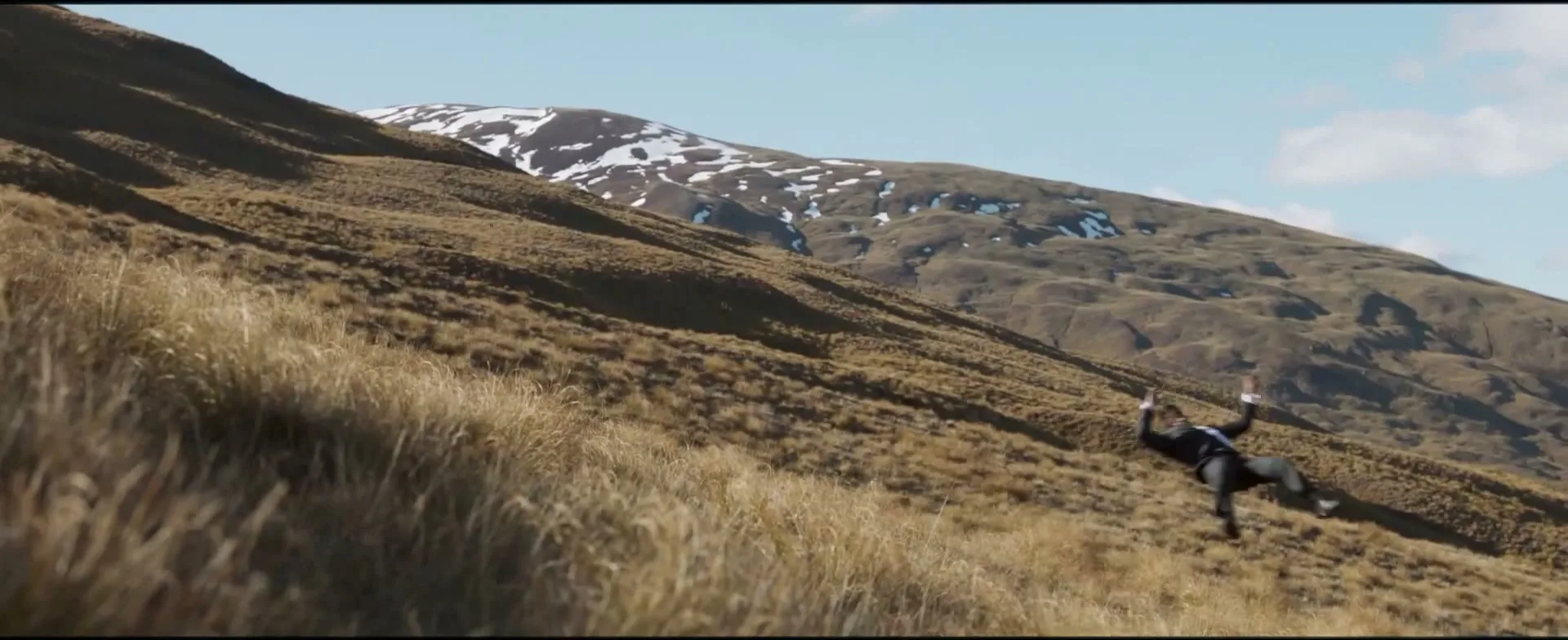 Schweppes “Tumble” (2013), frame 5