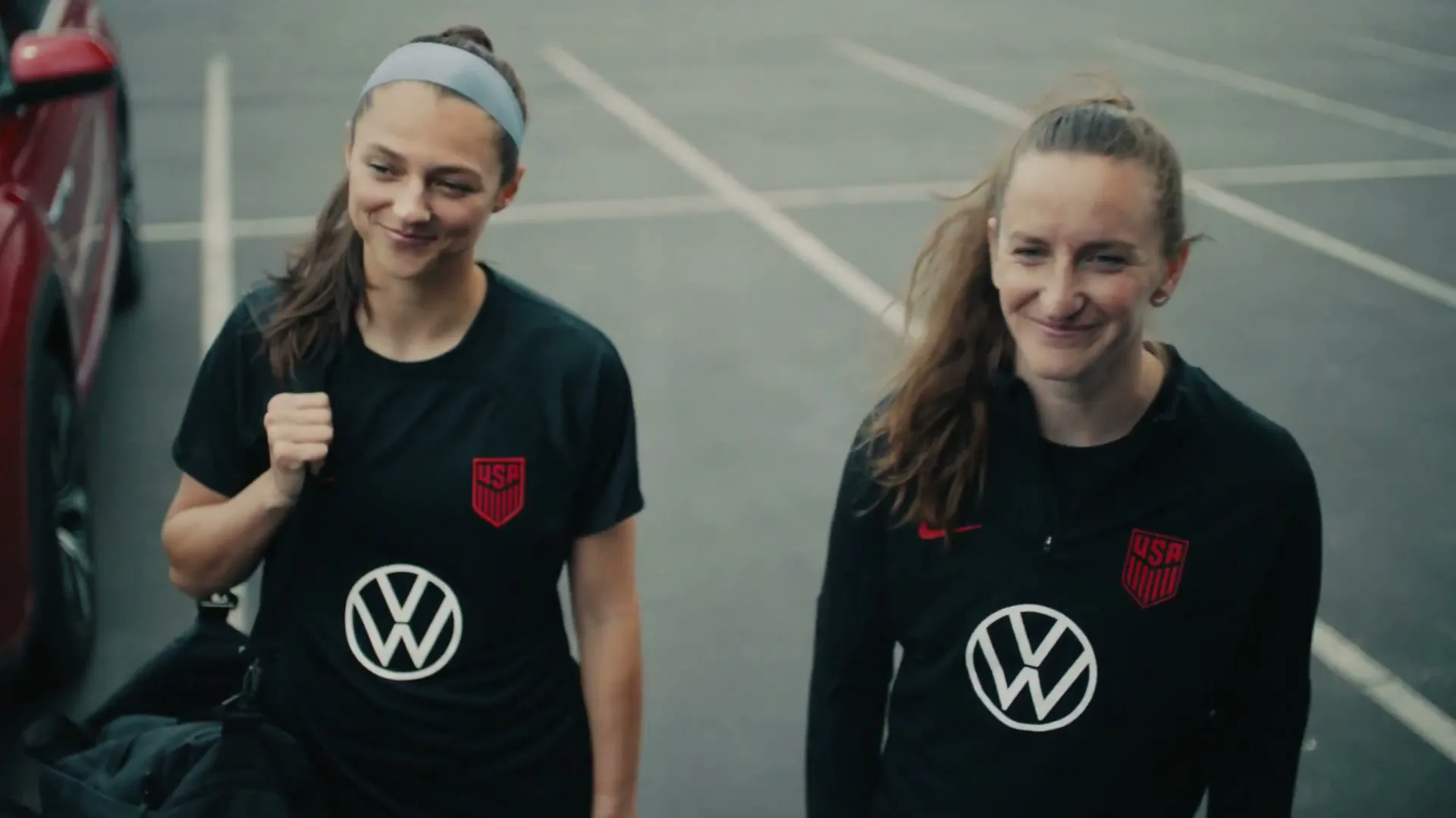 Volkswagen "Atlas Cross Sport - The Juggle" (2023) commercial still