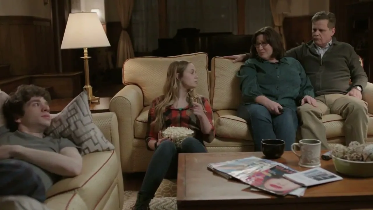 HBO GO “Happily Married” (2014), frame 4