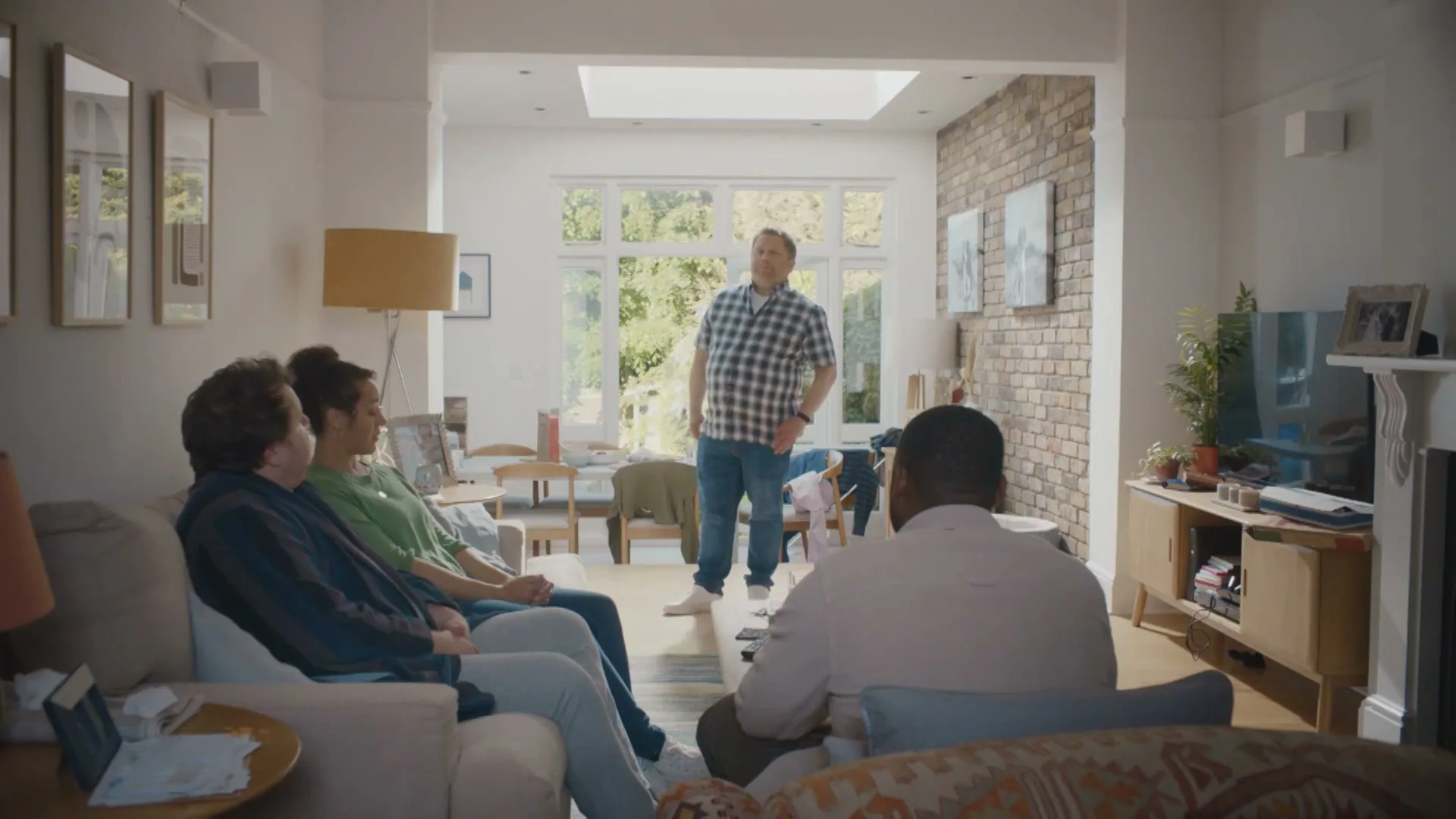 Zoopla "The Divorcee" (2022) commercial still