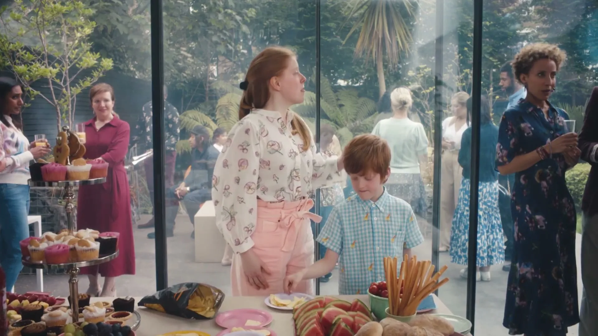 Zoopla "Kids Party" (2022) commercial still