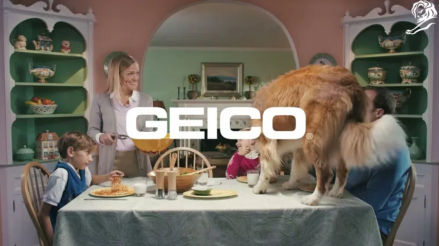 GEICO “Unskippable: Family” (2015), frame 2