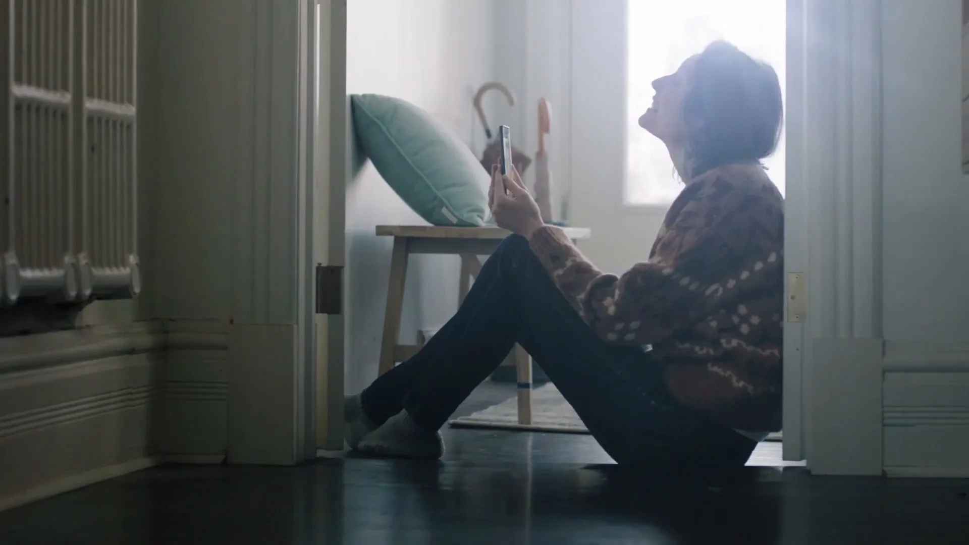 Bell “I'll be home” (2023), frame 4