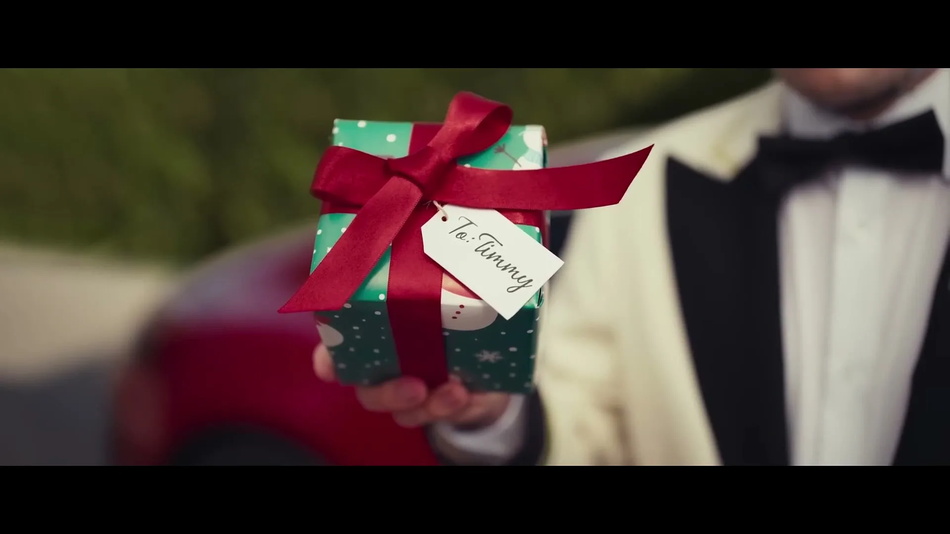 Mercedes-Benz "US - Holiday Love 'PTO" (2025) commercial still