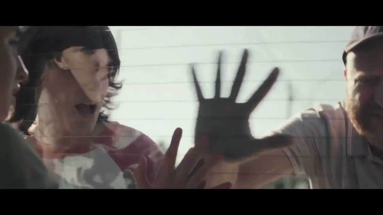 Savant "Moving" (2016) commercial still