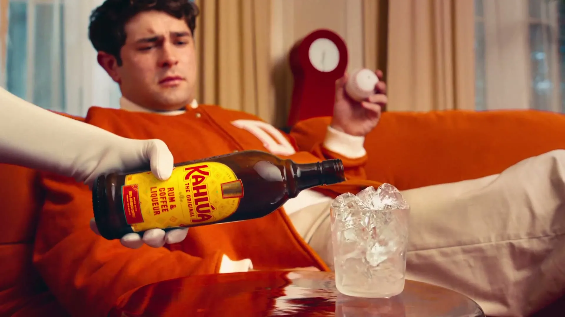 Kahlúa “x Dunkin' - It’s Kahlunkin” (2025), frame 3