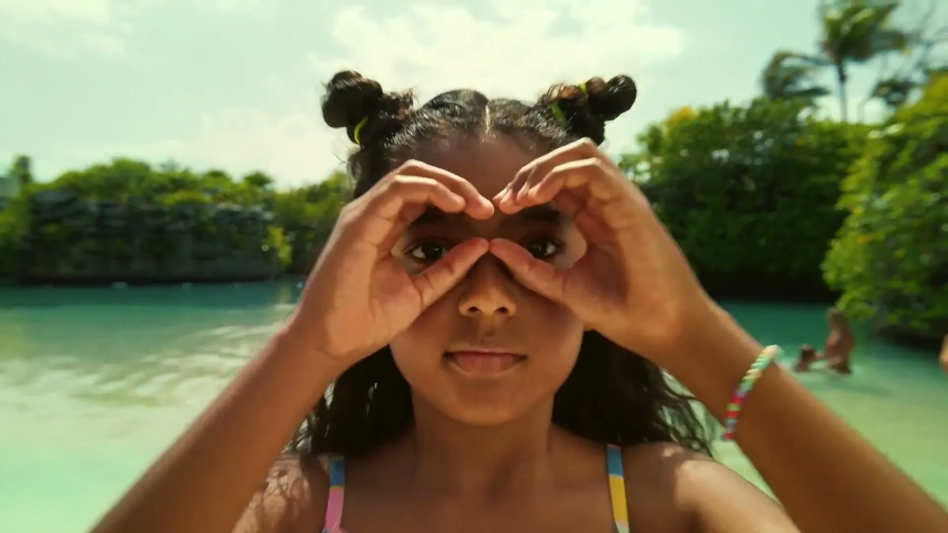 Hotels.com "Family Beach Hotel" (2022) commercial still
