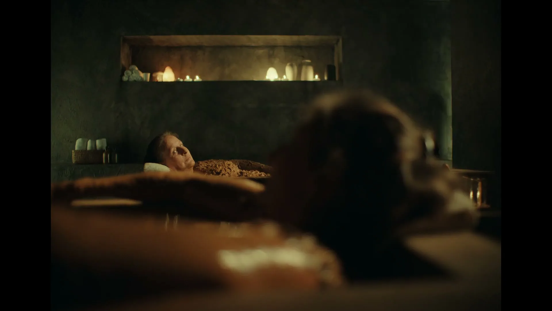 REKORDER "Expedia - Lope Serrano | Nothing" (2023) commercial still