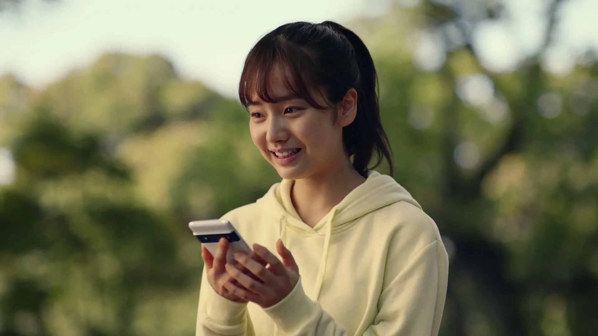 Google "Pixel 6 - Translate" (2022) commercial still