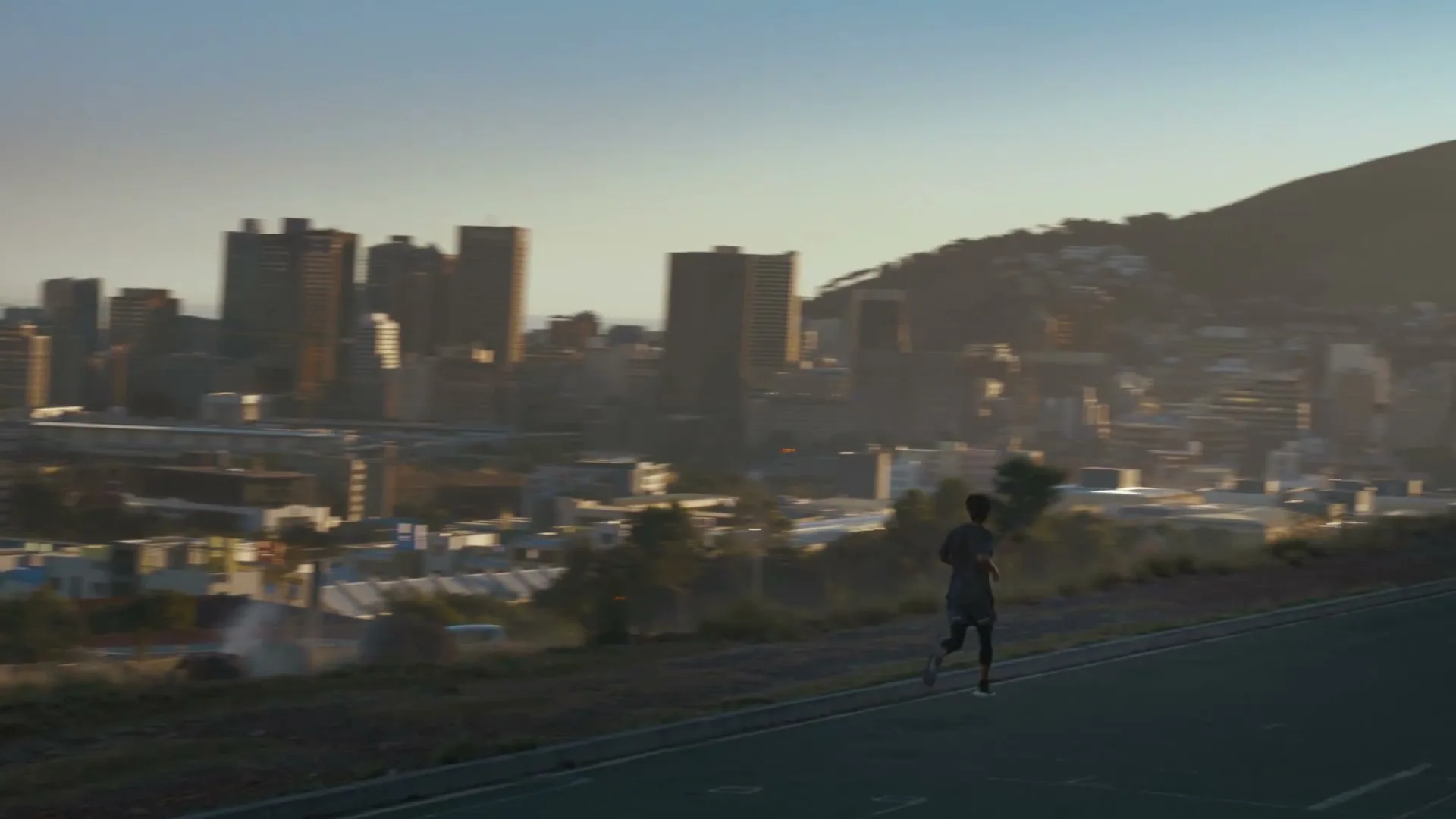 RXBAR “Running” (2023), frame 3
