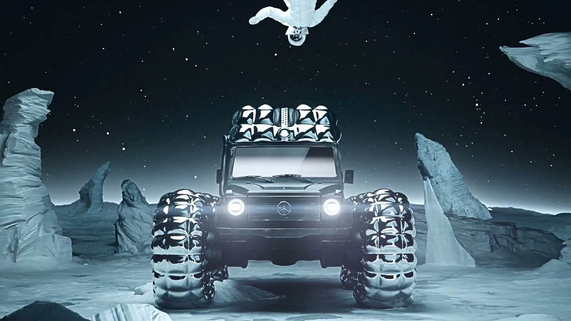 Mercedes-Benz "Project Mondo G" (2026) commercial still