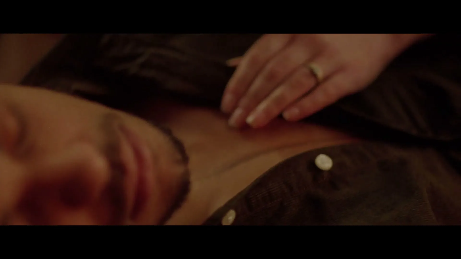 British Heart Foundation "The Gift that Keeps on Living" (2022) commercial still