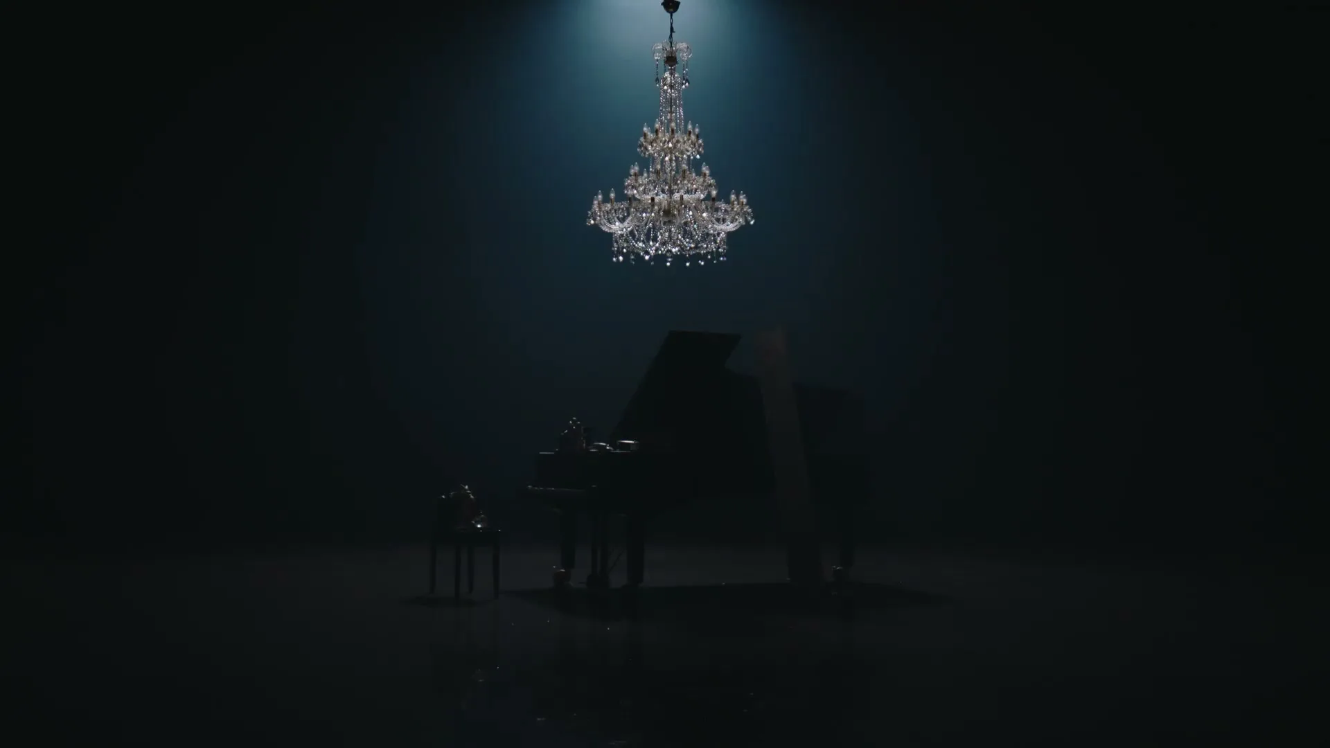 ds_automobiles “DS - Forged in Elegance” (2025), frame 2