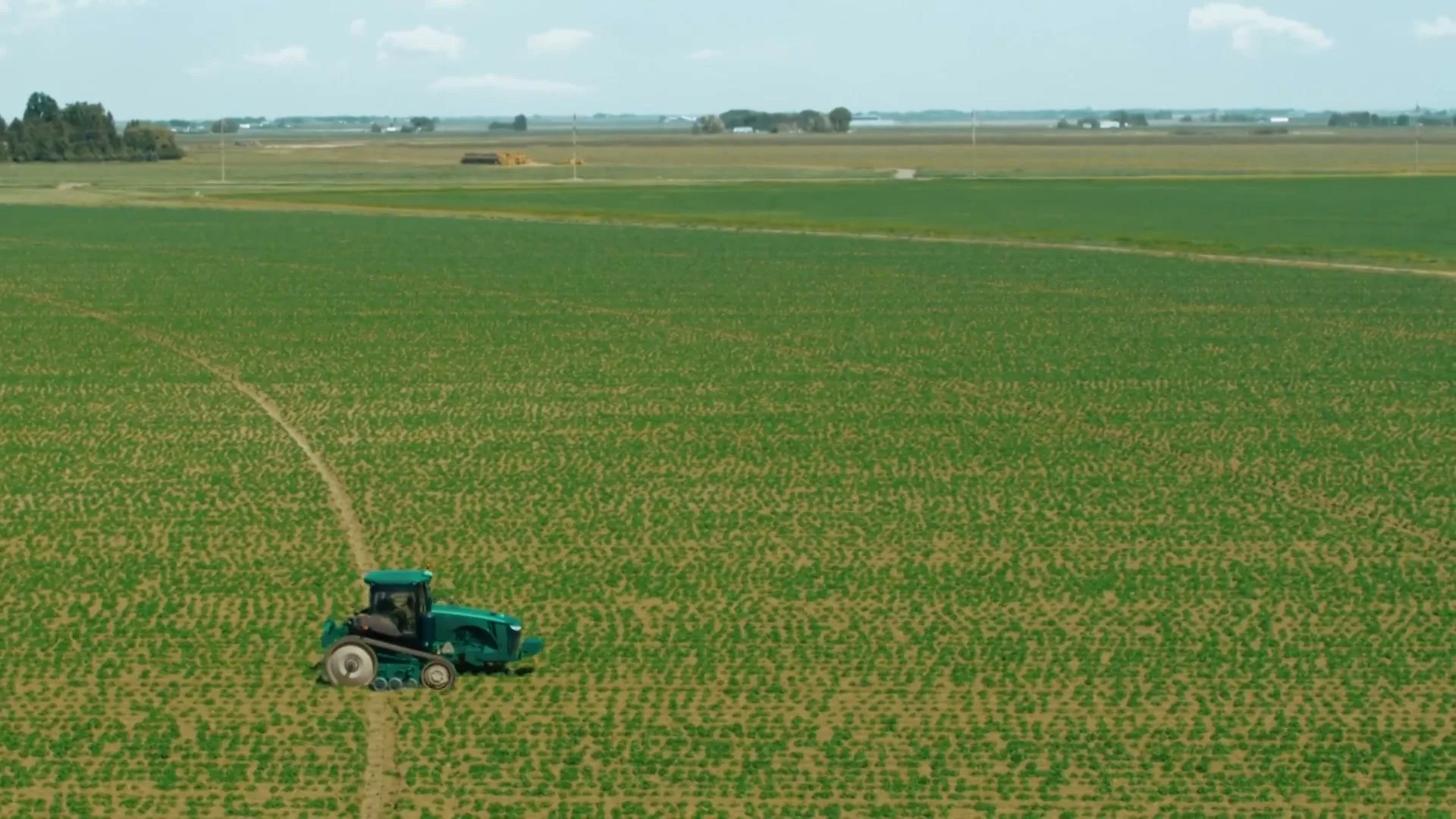 Lay’s “Betcha the Farm” (2025), frame 4