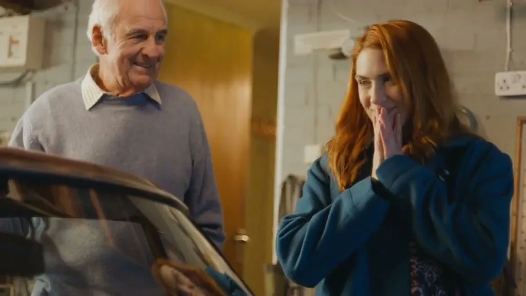 AutoTrader "Auto Trader 'Searchers" (2015) commercial still