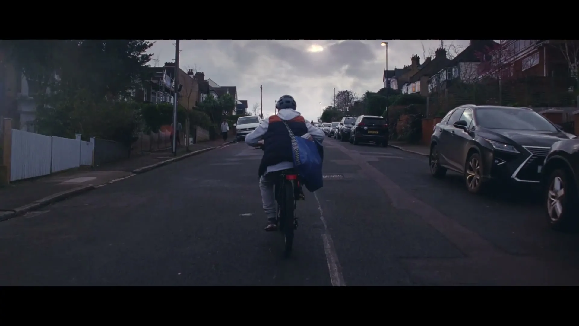 Tesco Mobile "Eve Ashwell - Tesco Mobile" (2022) commercial still