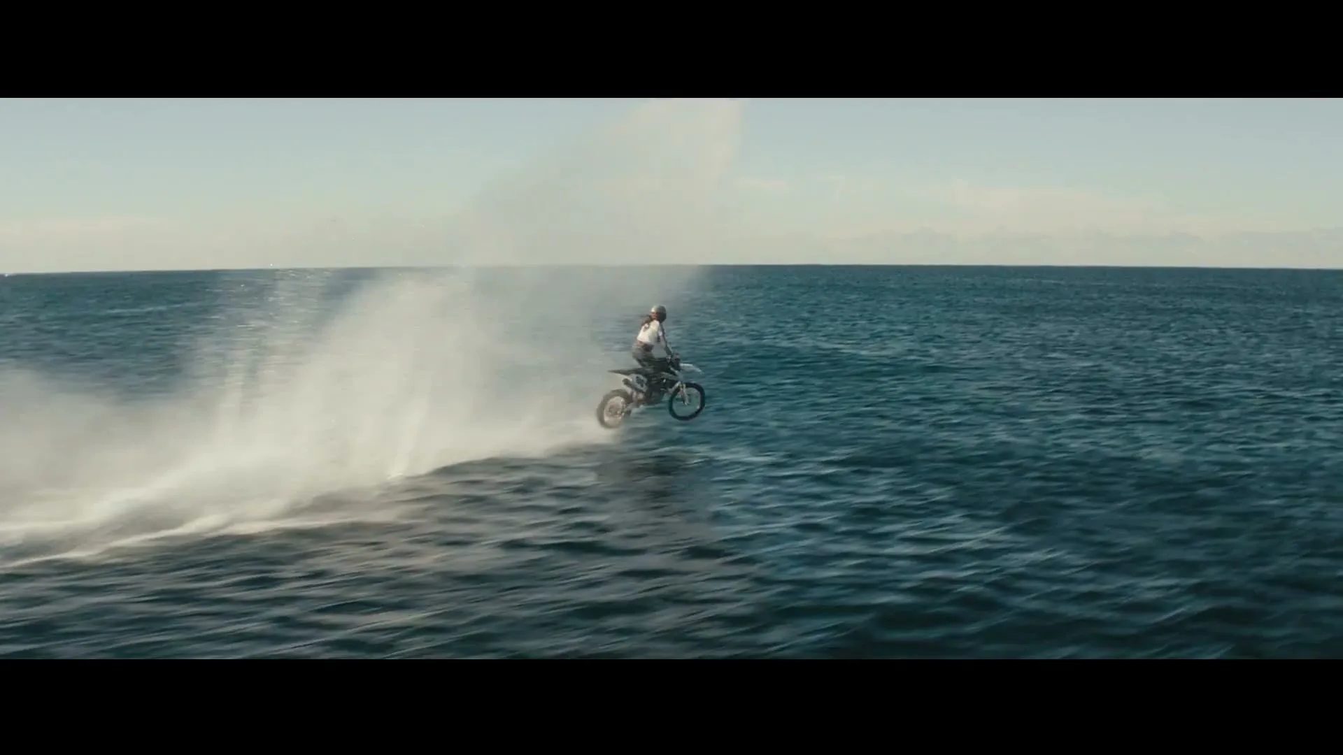 Vodafone "Unlimited" (2023) commercial still
