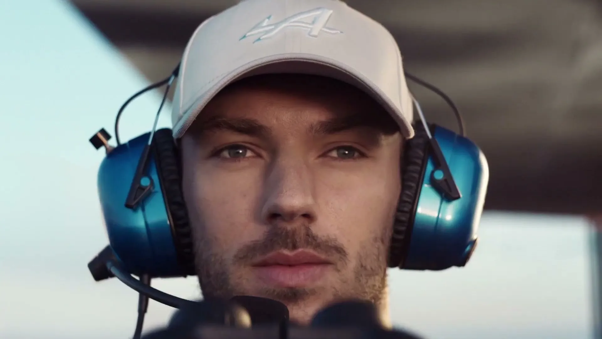 Renault "Safety Car" (2025) commercial still