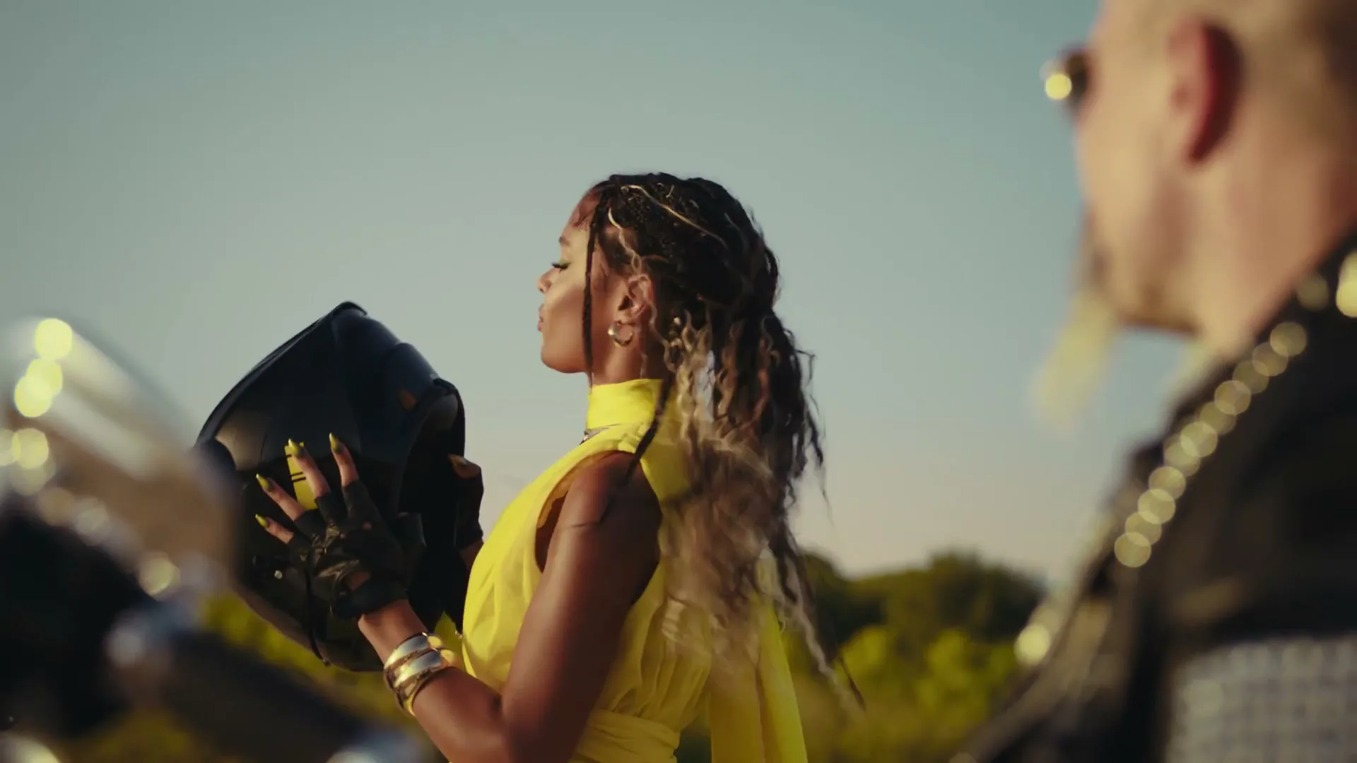 Schweppes “Extra since 1783” (2025), frame 5