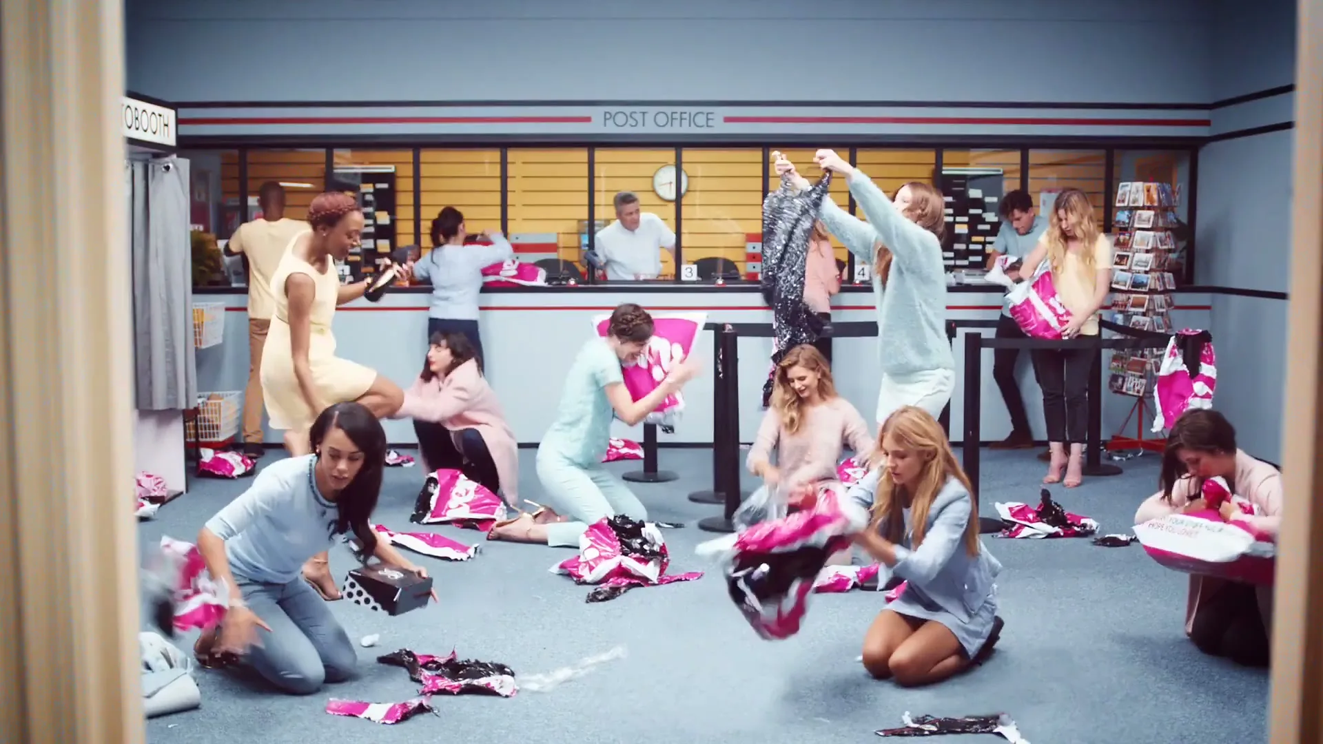 Very "Cant Wait" (2014) commercial still