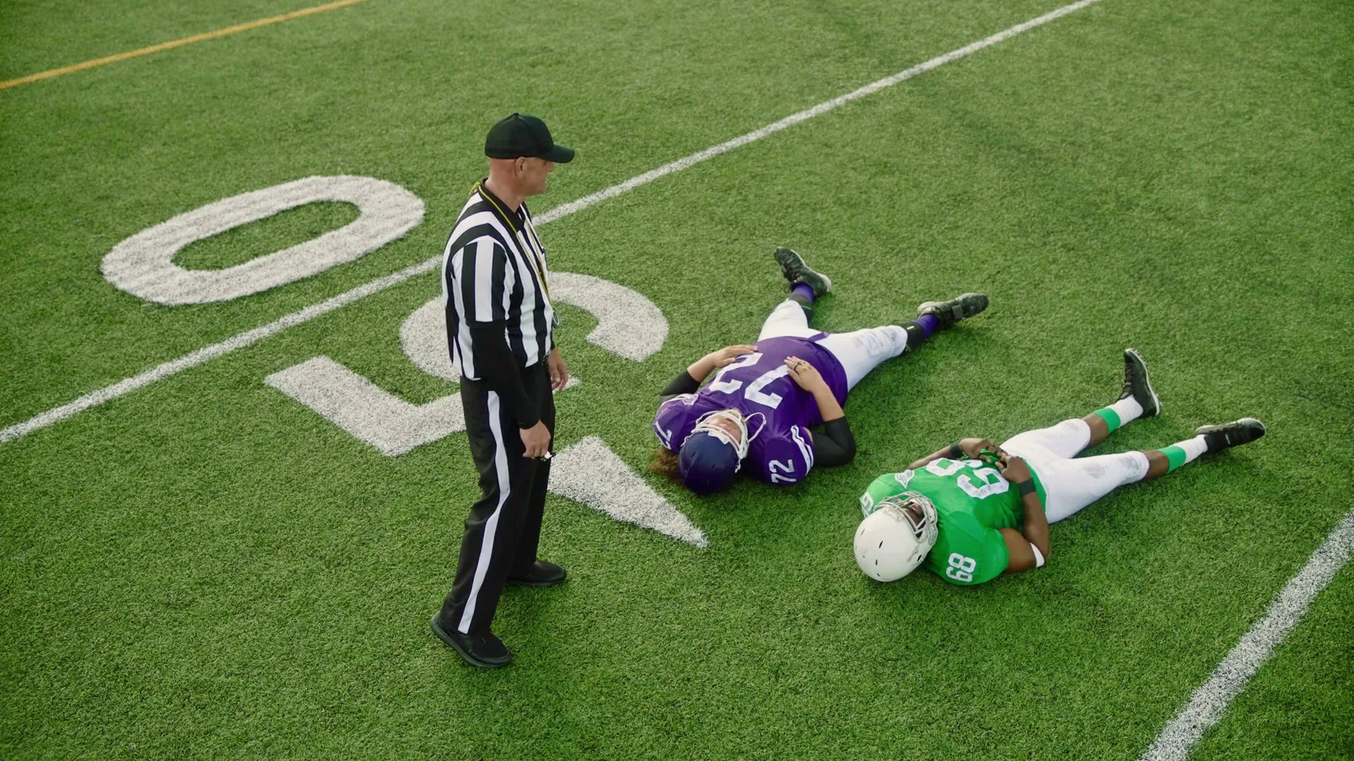 TELUS “Football” (2023), frame 5