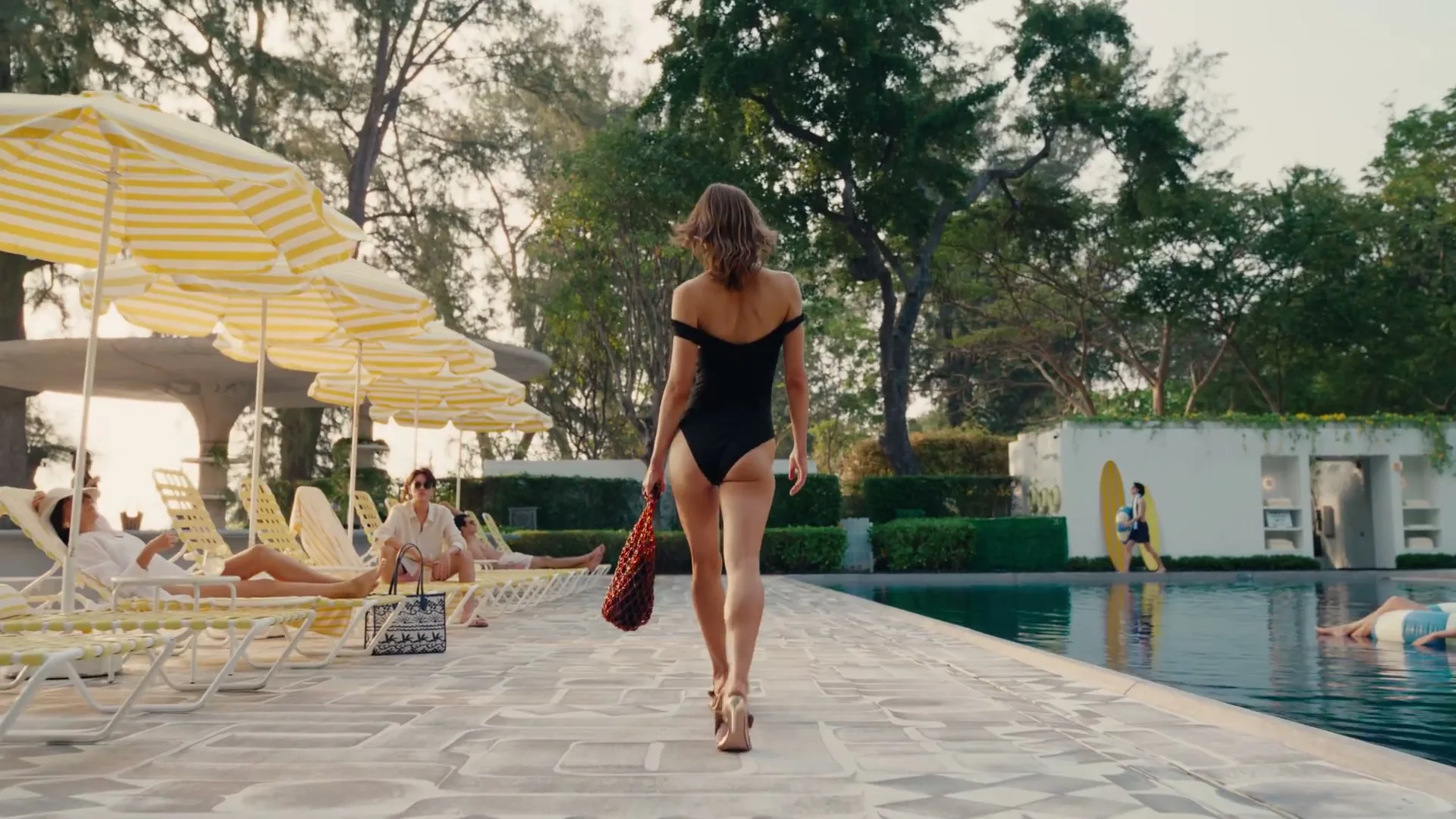 Marks & Spencer Clothing and Home “Summer” (2025), frame 3