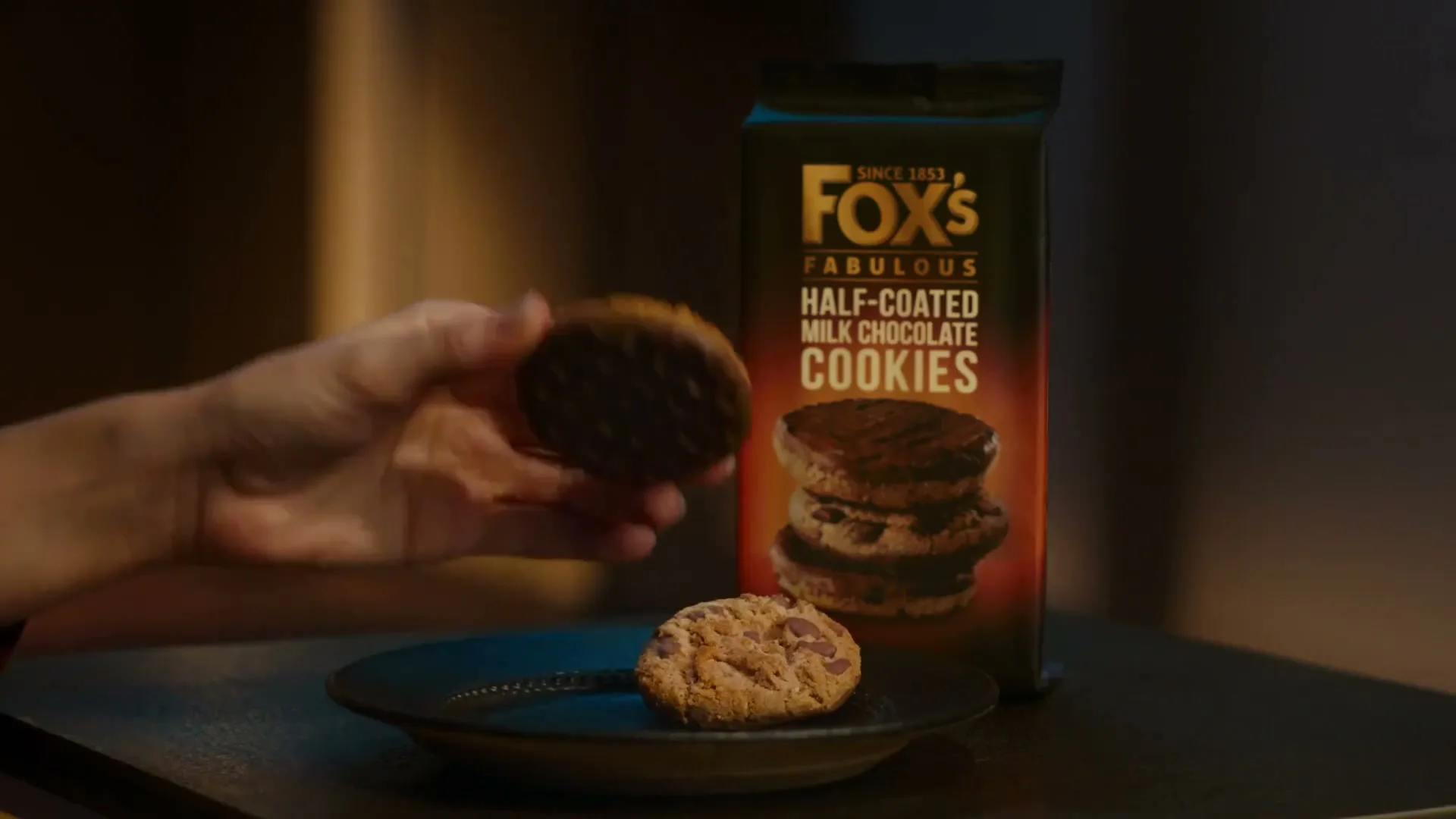 Fox's “How's Fabulous” (2025), frame 6