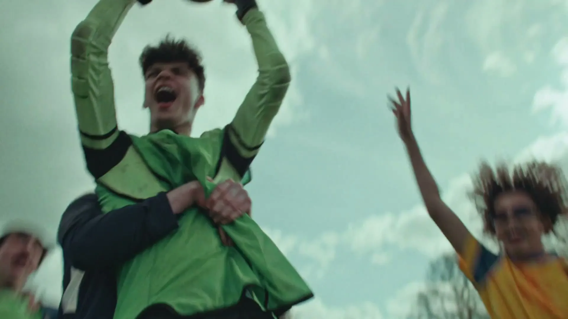 EE “Yes Boys - Half Time” (2026), frame 6