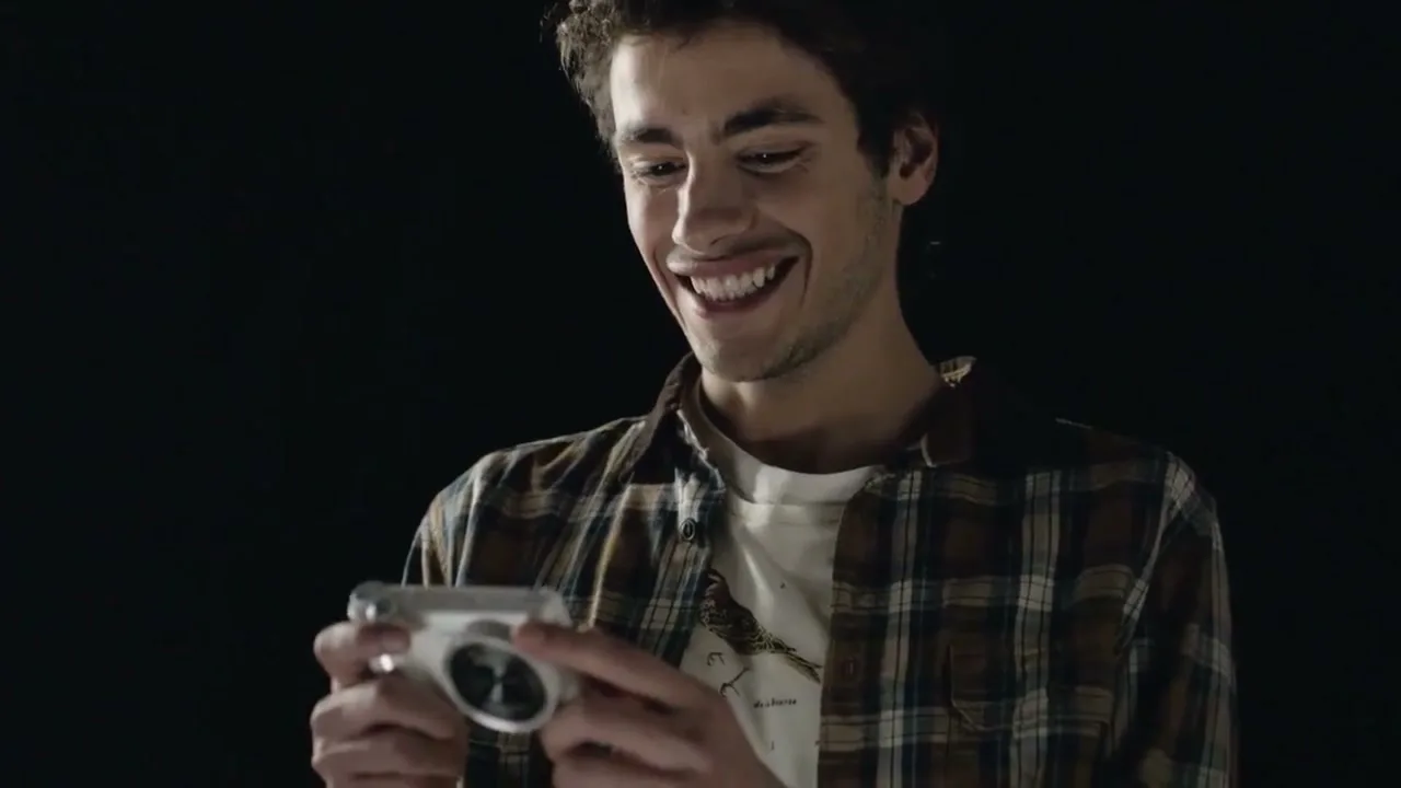 Samsung “Smart Camera”, directed by Gerard de Thame