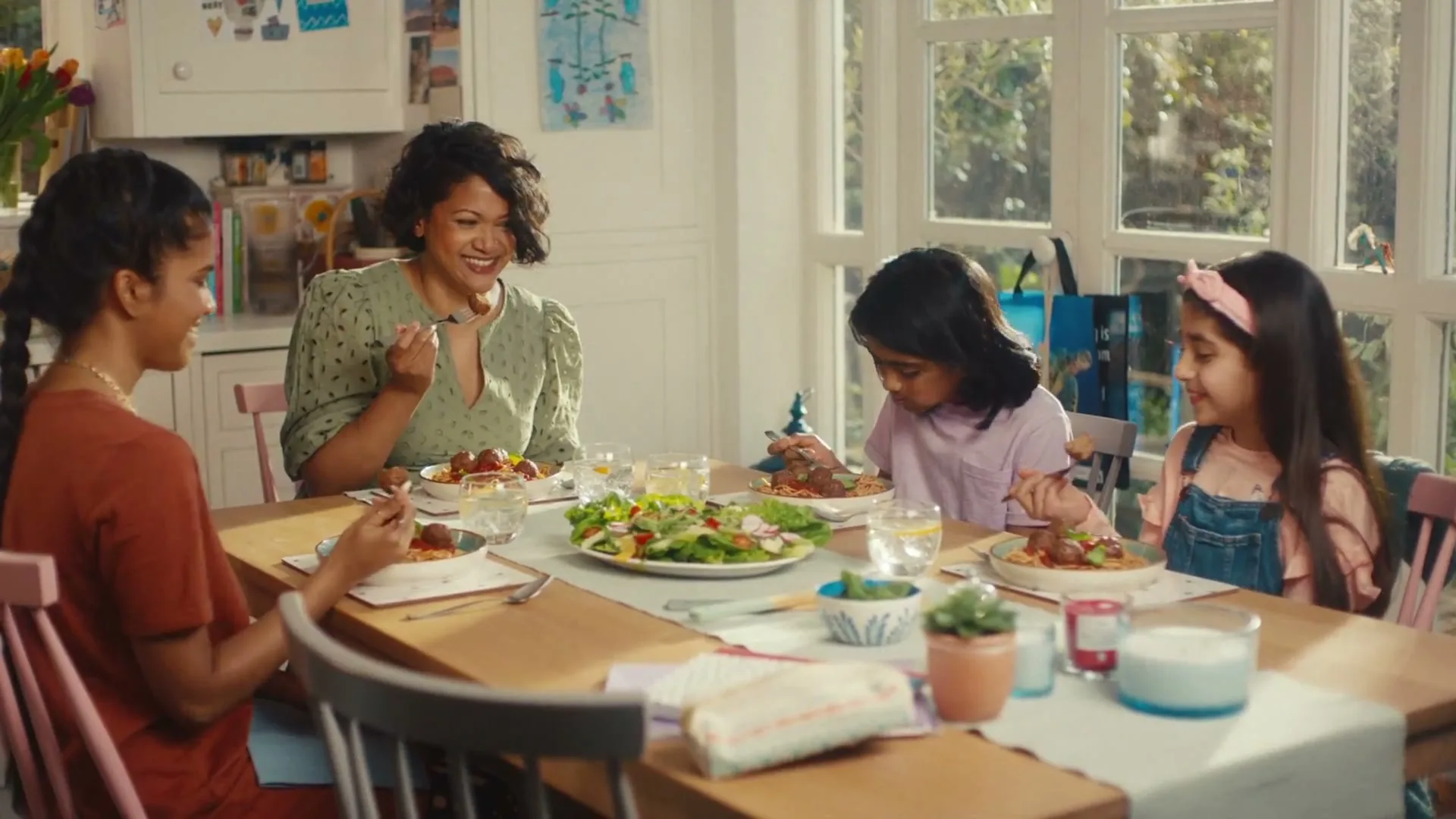Tesco "Eat Your Veg" (2022) commercial still