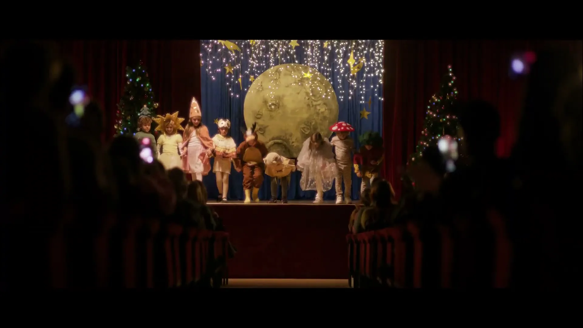 IKEA Spain “Move to a Better Christmas”, directed by Martin Kalina