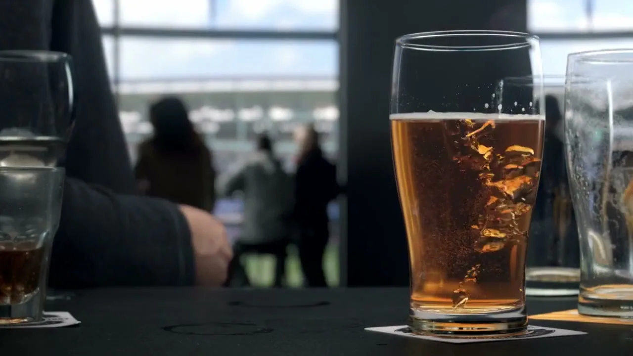 DrinkWise “Drinkwise - AFL” (2024), frame 2
