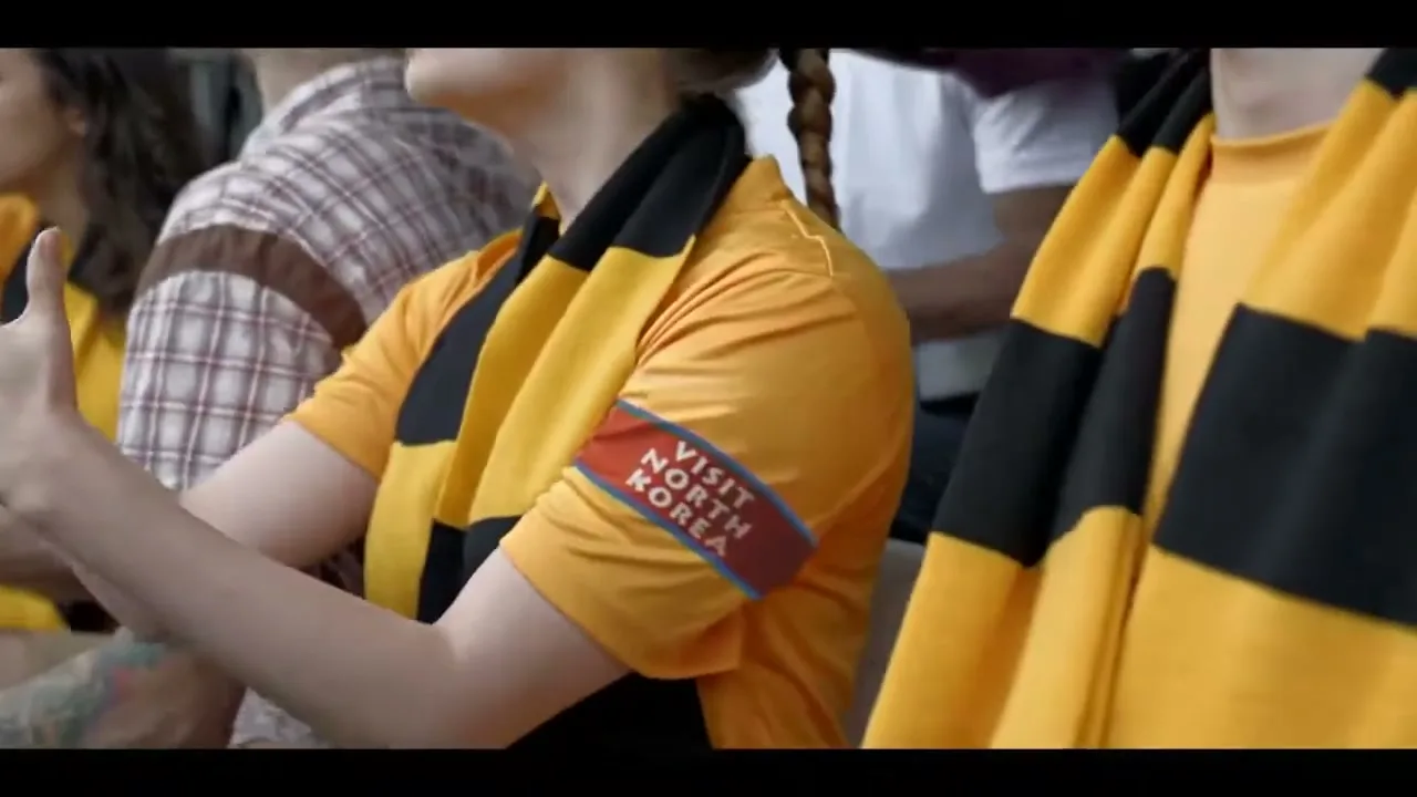 Paddy Power “Save Our Shirt” (2020), frame 6