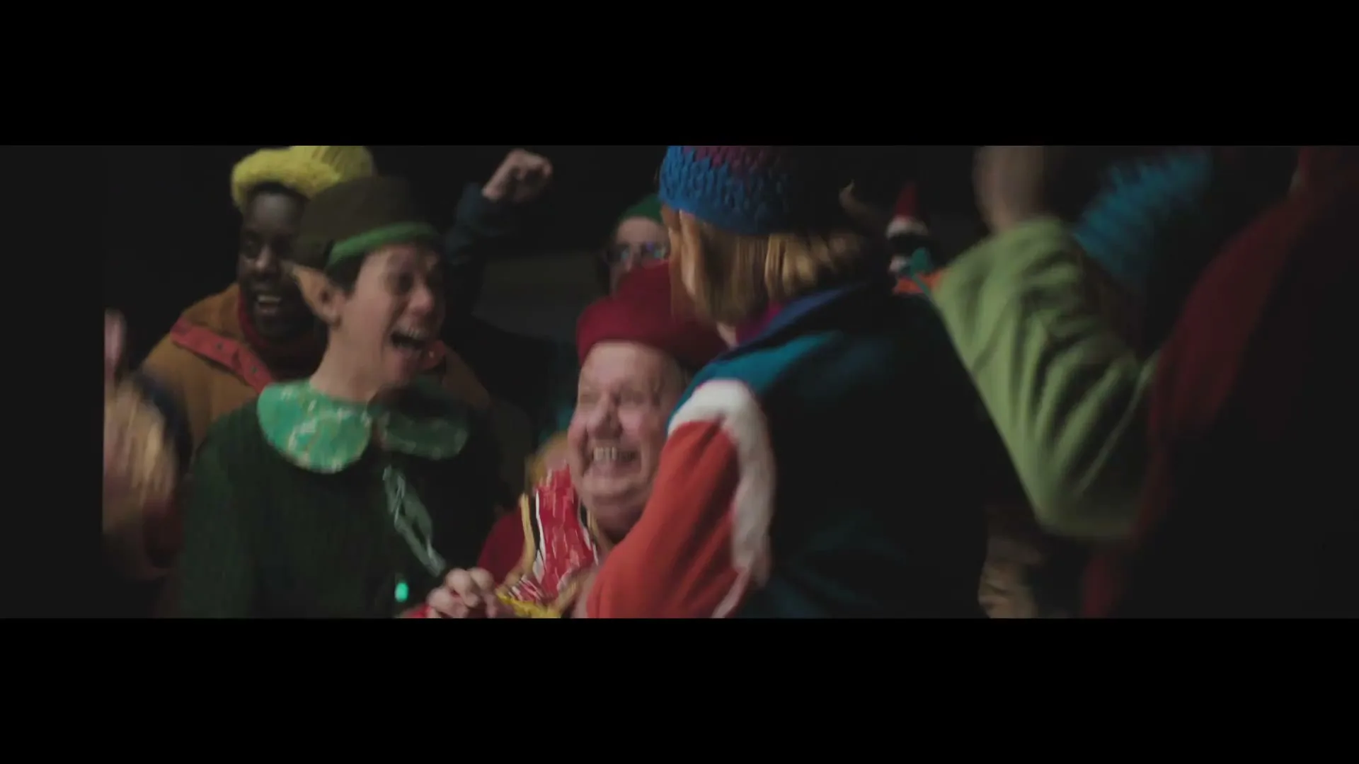 Orange "Noel 2023" (2024) commercial still