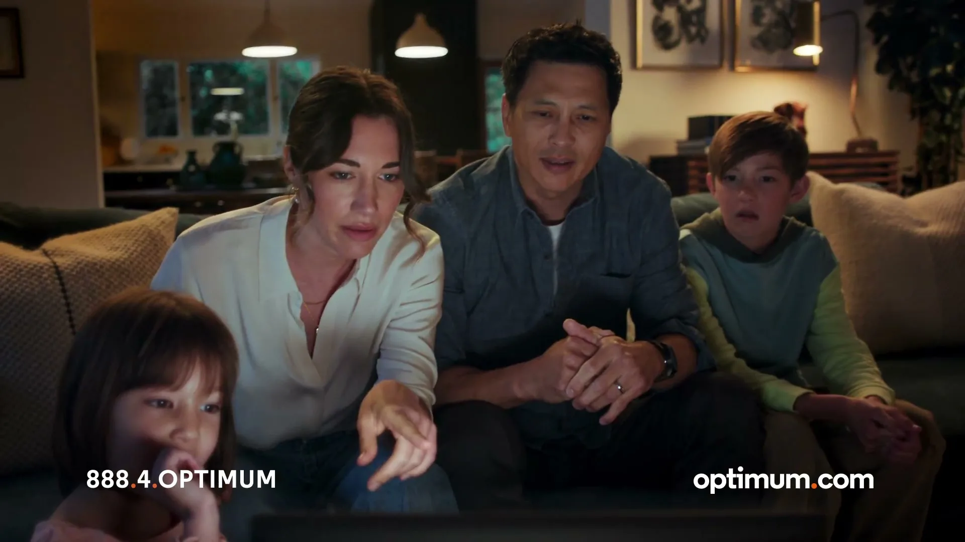 Optimum “Fiber - Good News” (2025), frame 6