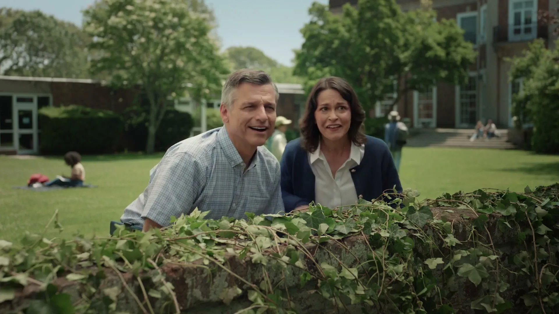 Breeze “College Parents” (2025), frame 4