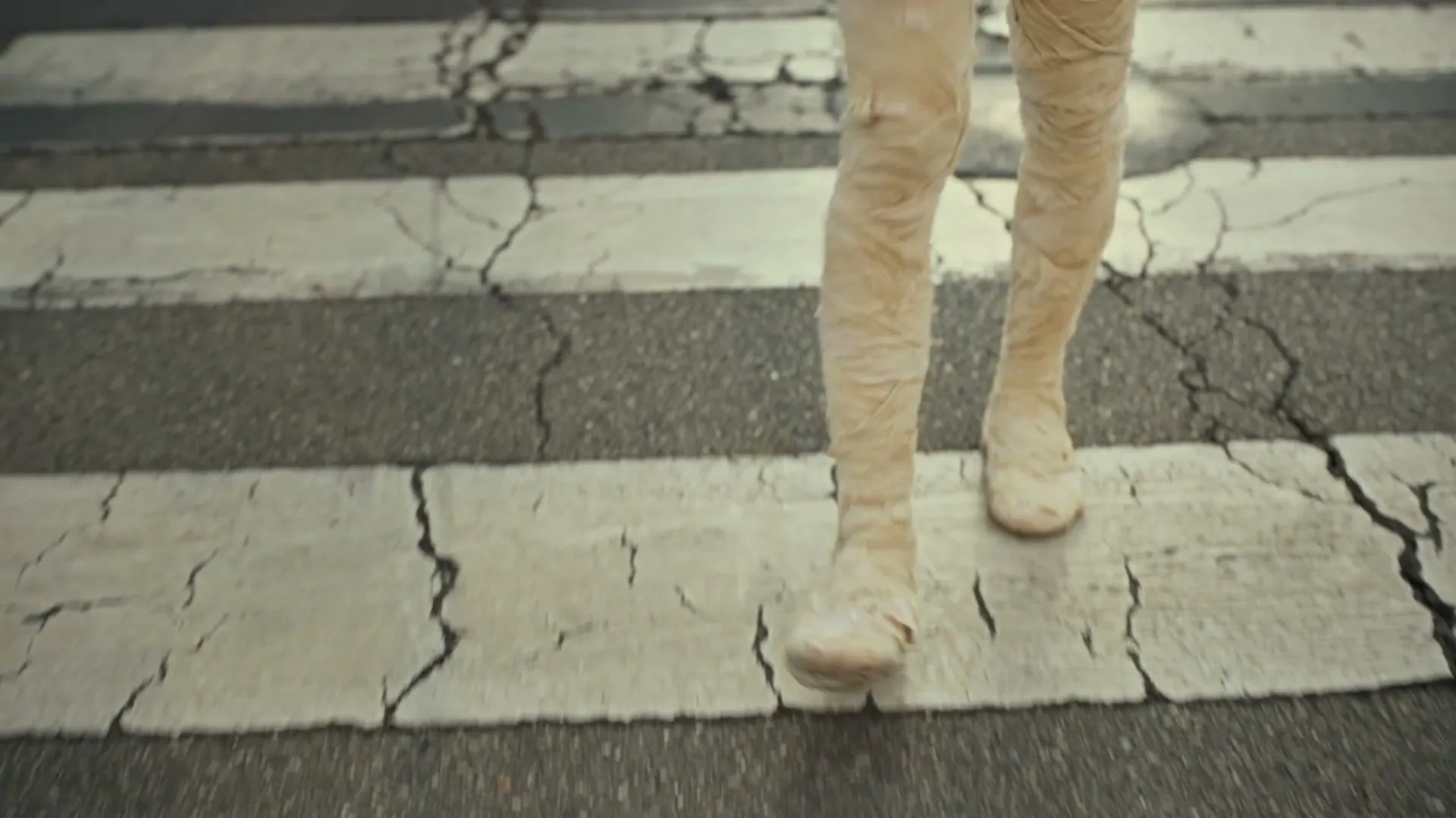 ROTOLONI REGINA “The Mummy” (2026), frame 5