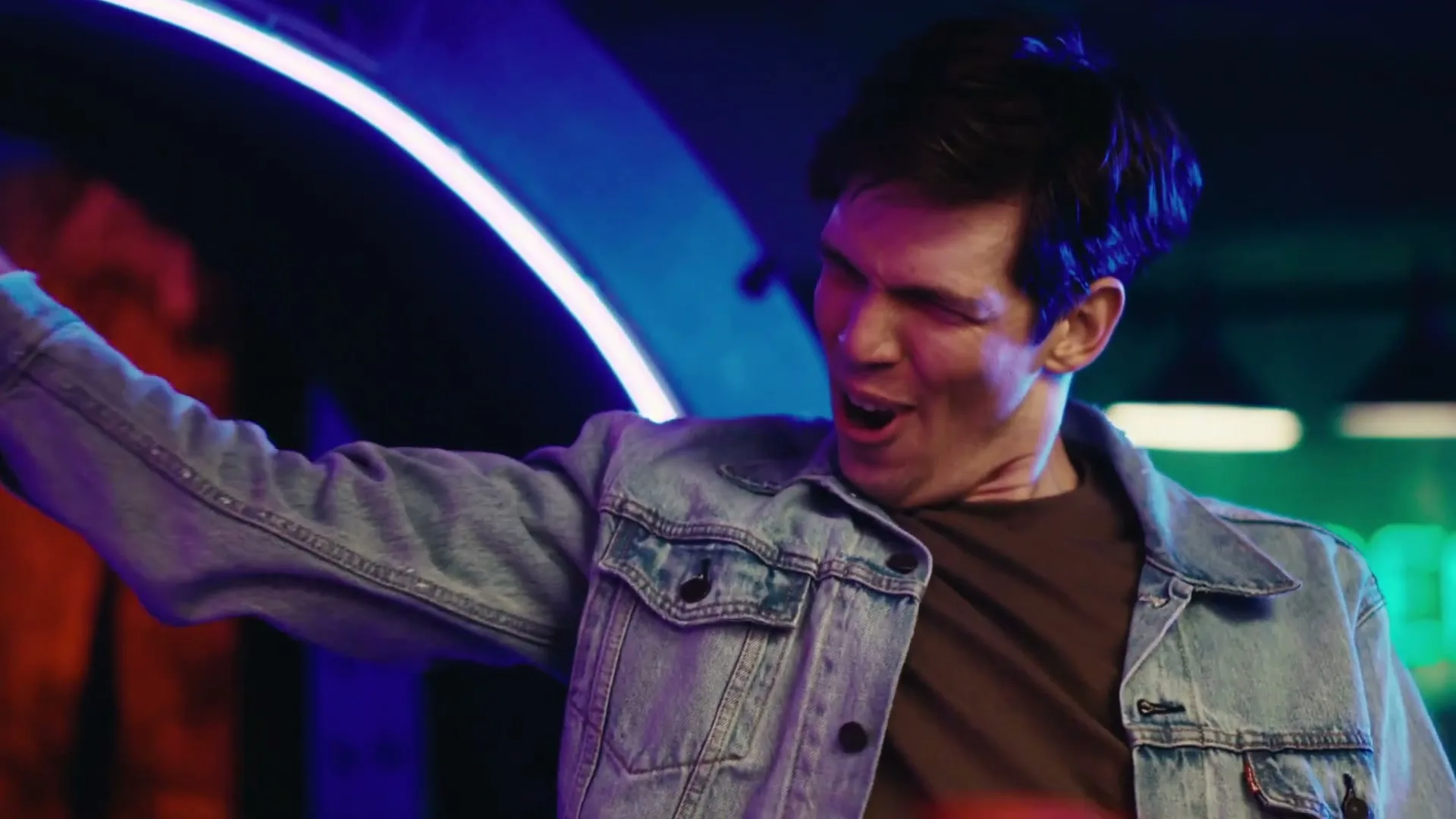 Funlab, Holey Moley Golf Club "Holey Moley - First Date" (2023) commercial still