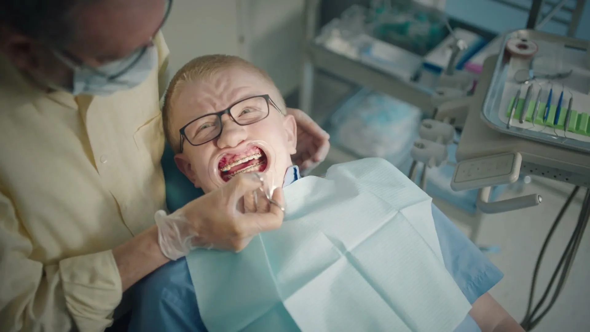Metrolinx "Dentist" (2020) commercial still