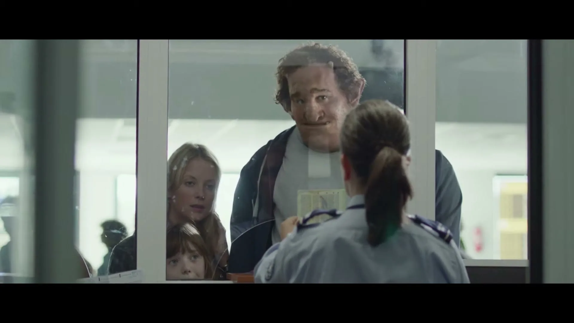 TUI Travel “Simon The Ogre” (2014), frame 3