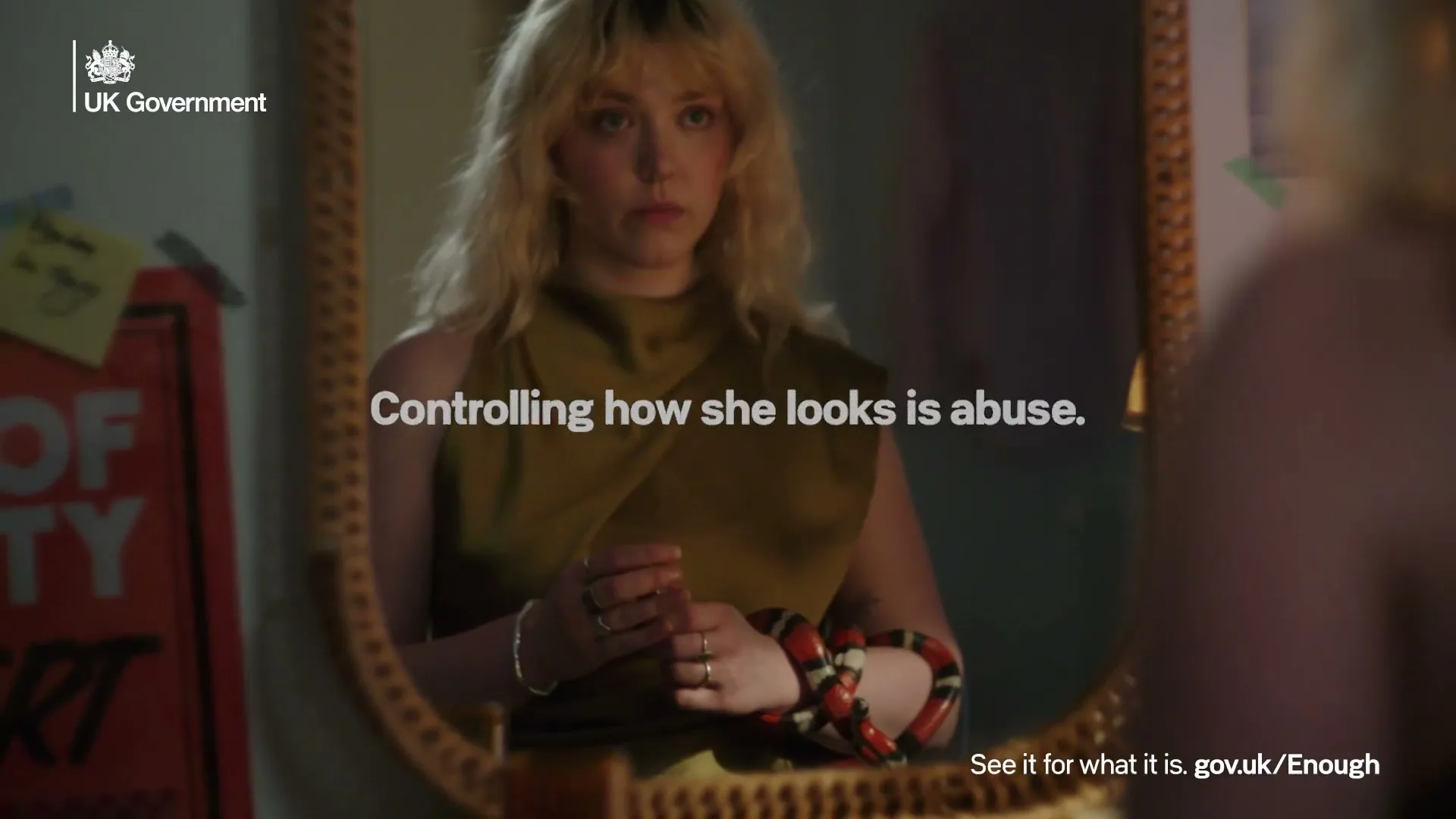 Home Office "Controlling" (2026) commercial still