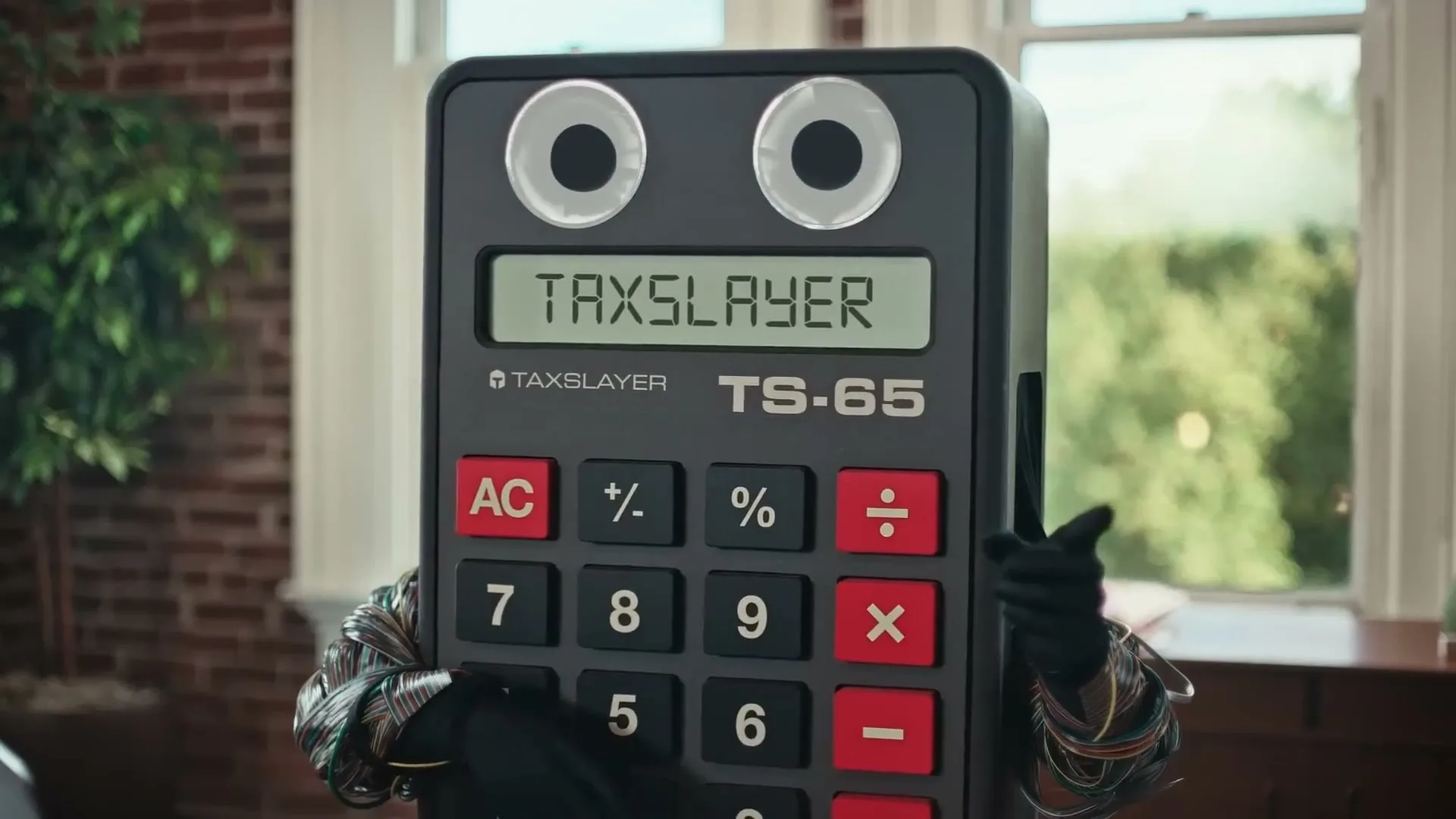 TaxSlayer “Numbers” (2025), frame 5