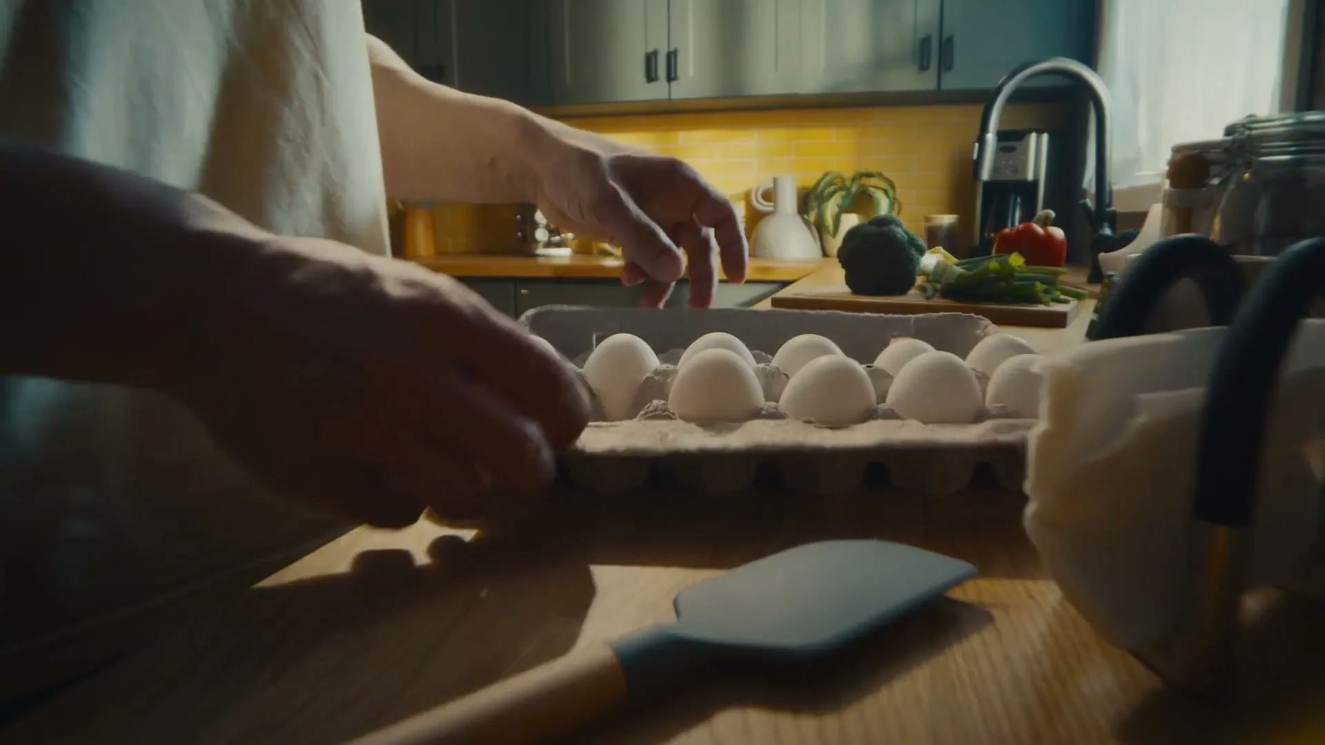 Egg Farmers of Canada “Play by Play” (2024), frame 2
