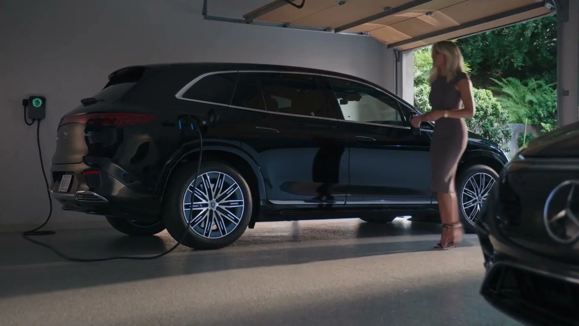 Mercedes Benz “Personalize” (2023), frame 2