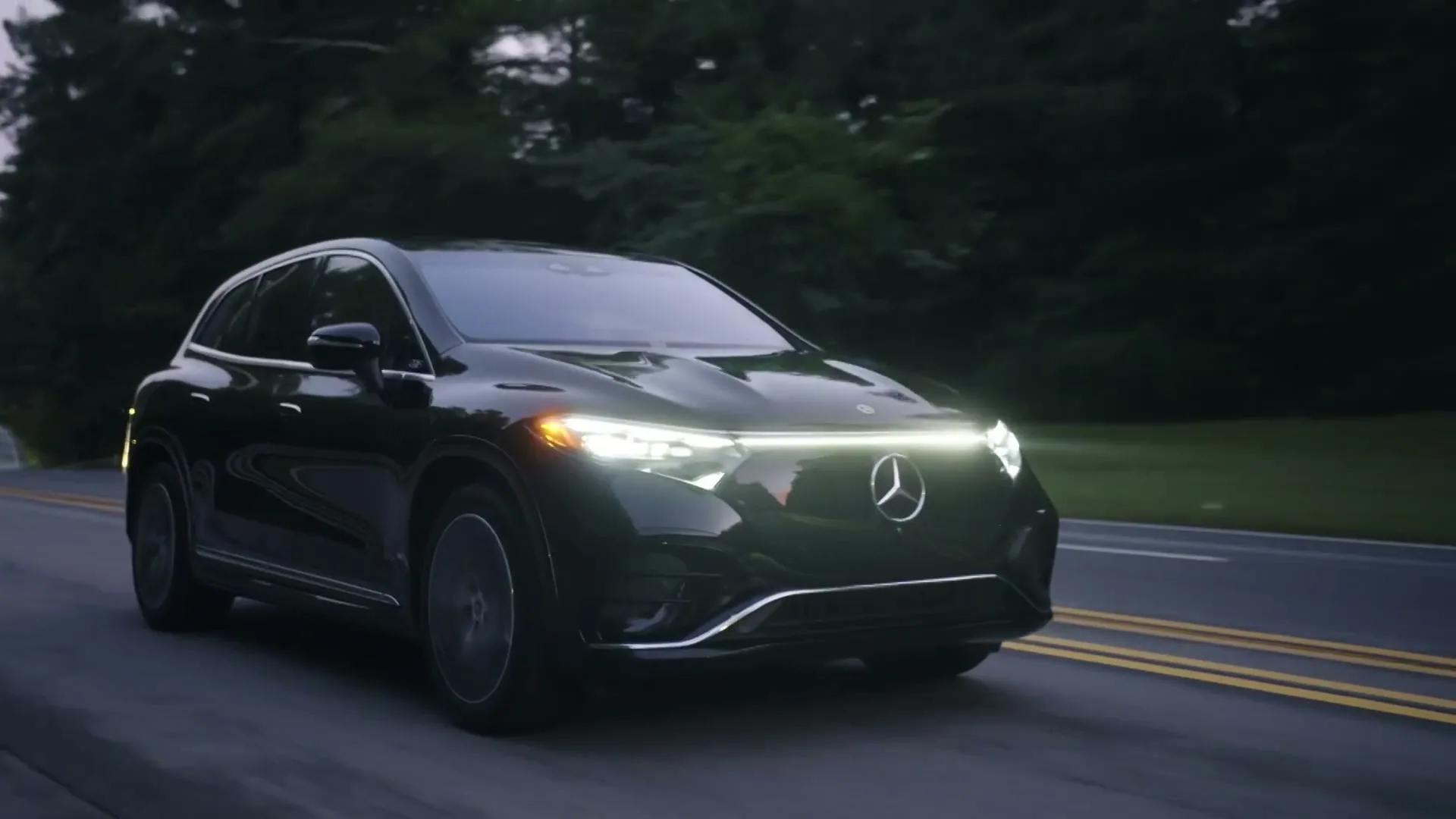 Mercedes Benz “Personalize” (2023), frame 5